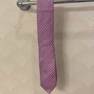 Thomas Pink silk tie. New with tags.